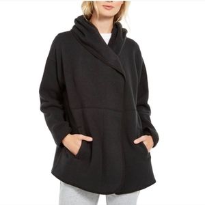 The North face crescent wrap jacket